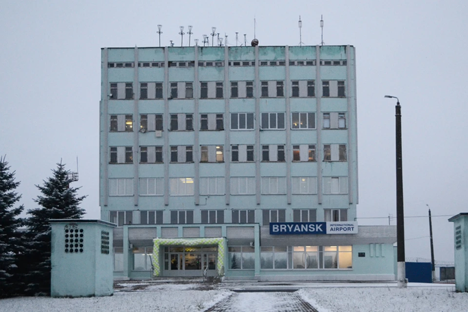 В международном аэропорту «Брянск» недоплачивали спасателям.