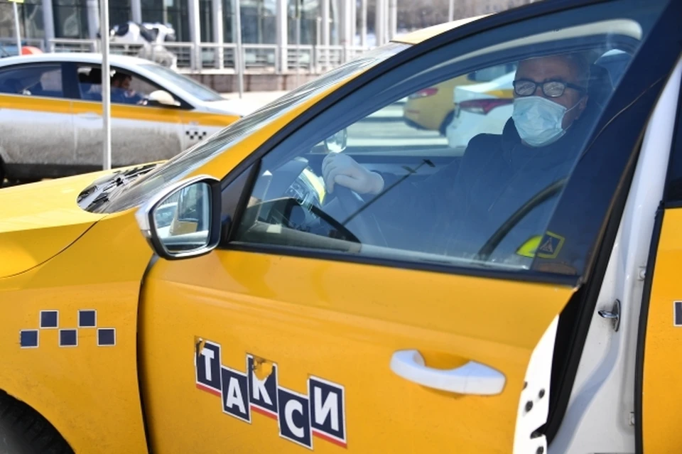 Сельчанин нашел простой способ заработать в такси. Для этого ему даже не понадобился автомобиль.