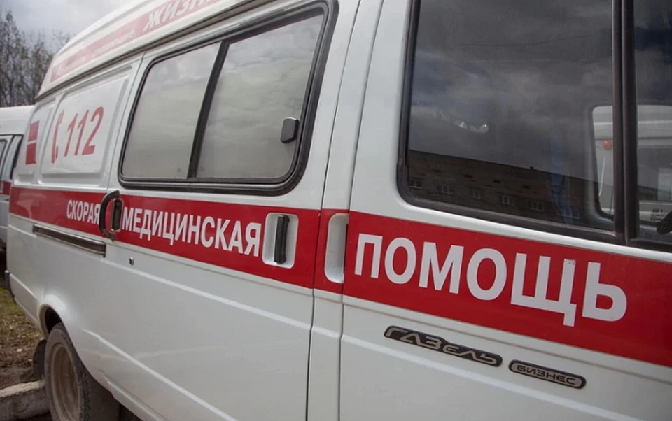 "Скорая" отвезла ребенка в больницу.