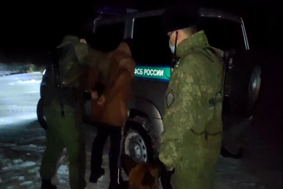 Казахстанец пытался незаконно проникнуть в Россию к своей возлюбленной-сибирячке. Фото: пресс-служба Пограничного управления ФСБ России по Новосибирской области.