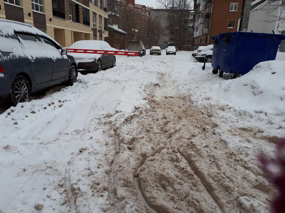 Ижевчане жалуются на снежную «кашу» на дорогах