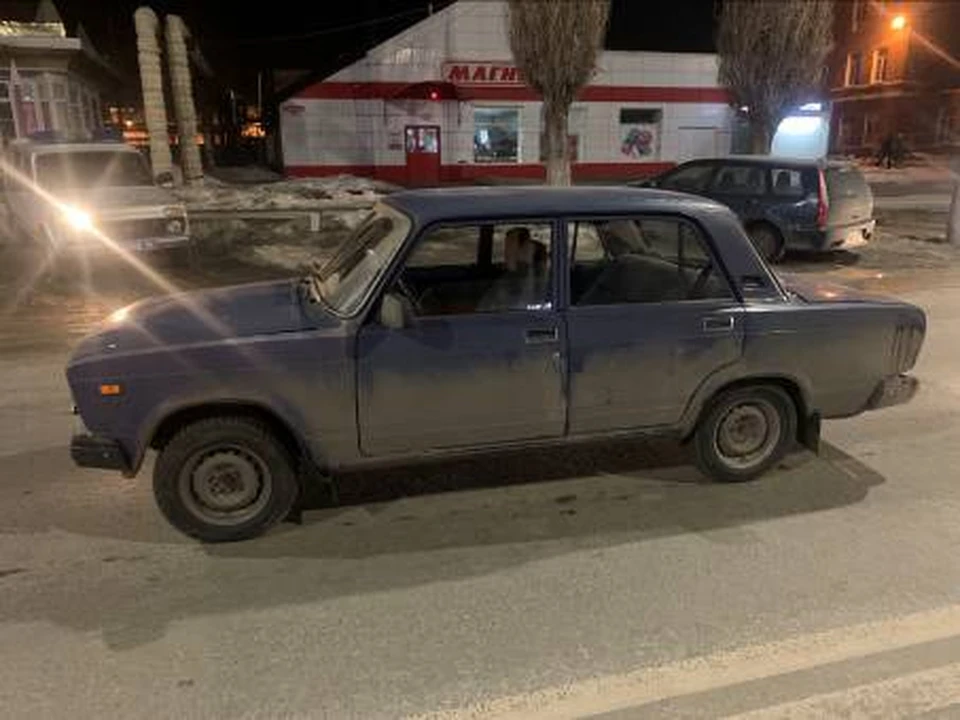Двое парней решили угнать ВАЗ в Саратове