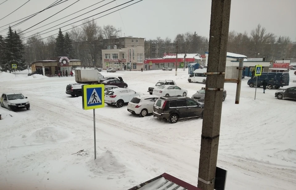 В городе начали эвакуацию на штраф-стоянки транспорта, припаркованного в зоне действия запрещающих знаков