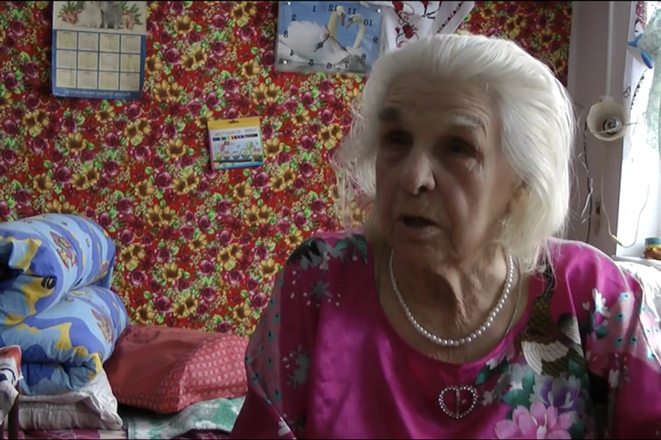 90-летняя пенсионерка Раиса Степановна предложила организовать Клуб знакомств по интересам. Скриншот видео