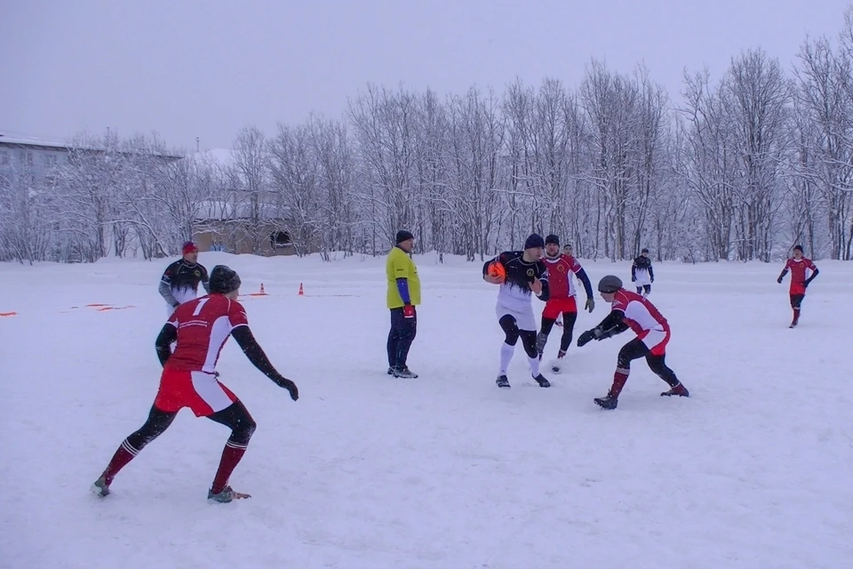 Финал чемпионата по снежному регби пройдет 23 февраля в Североморске. Фото: пресс-служба СФ