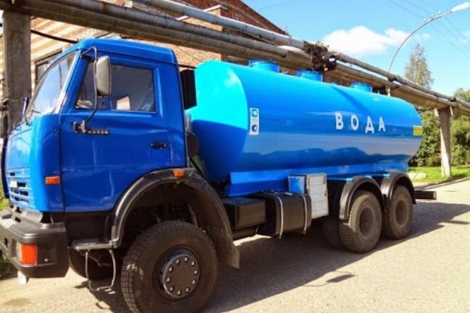 Воду будут развозить по улицам с 17-ти до 21-го. Фото: ГУП РК "Вода Крыма"