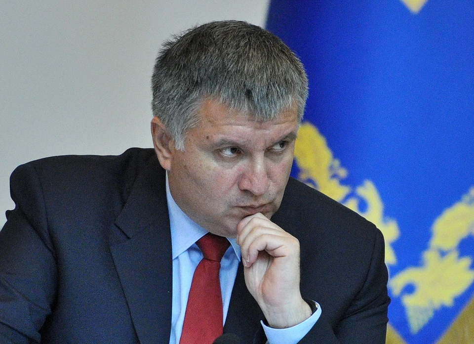 Министр внутренних дел Украины Арсен Аваков решил, что русский язык принадлежит Украине.