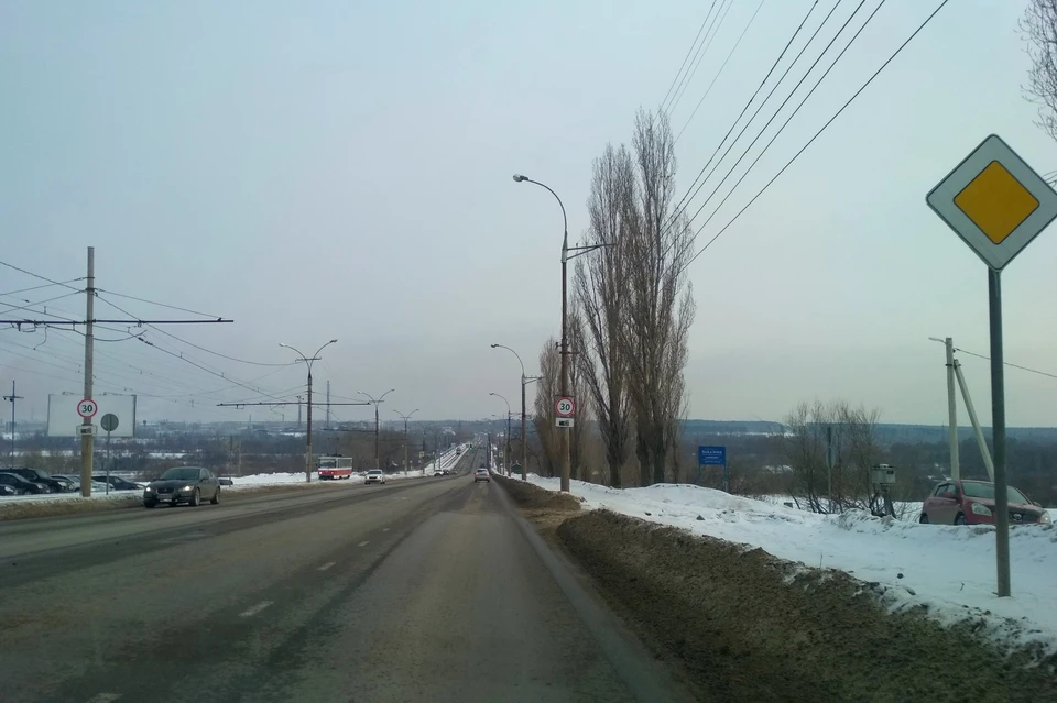 Происшествие в городе липецк на мосту. Октябрьский мост Липецк. Октябрьский мост 2021. Октябрьский мост Липецк фото. Где в Липецке Октябрьский мост.