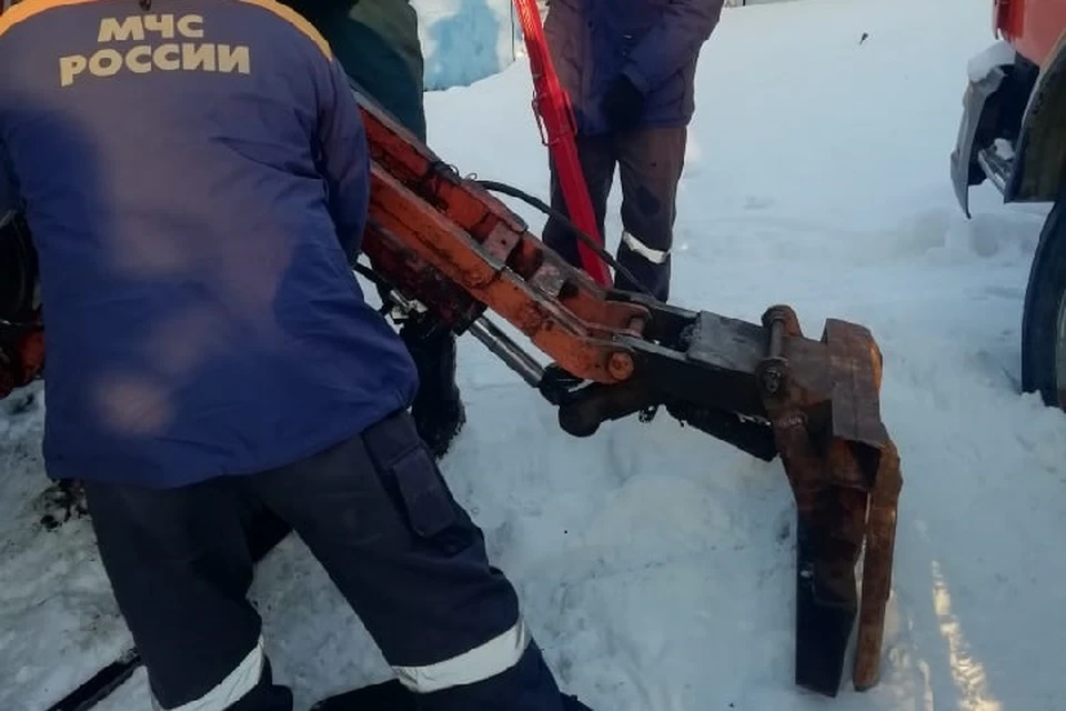 С места происшествия.