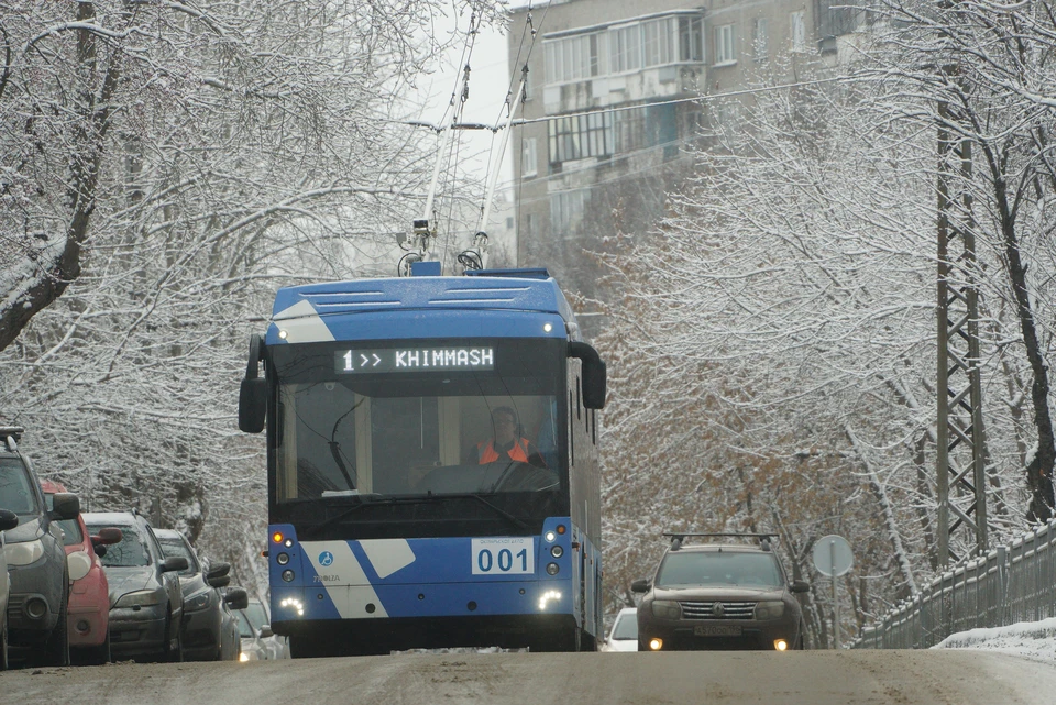 Троллейбус Trolza с автономным ходом на маршруте в Екатеринбурге.