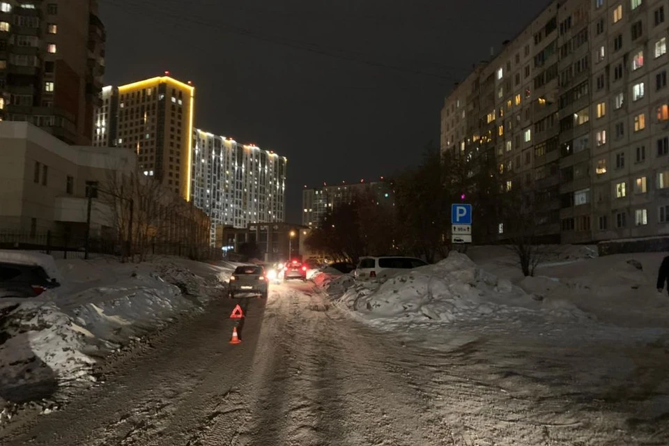 водитель «Мазды» сбил ребенка, переходившего дорогу не по пешеходному переходу. Фото: Госавтоинспекция по Новосибирску