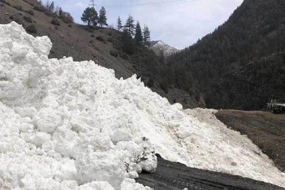 В горном районе Дагестана продолжают сходить лавины Фото: пресс-служба минтраса РД