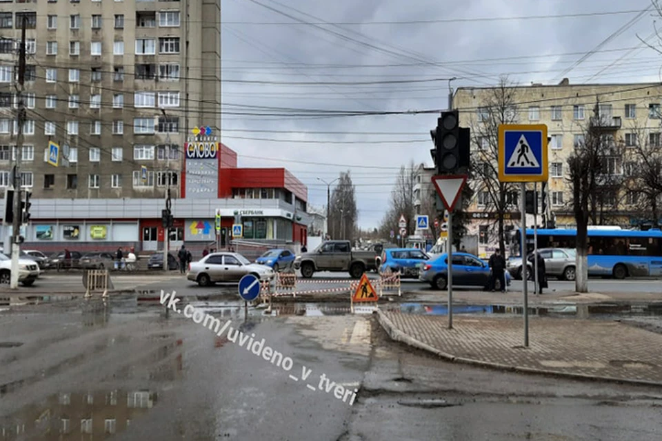 На перекрестке не работает светофор Фото: vk.com/uvideno_v_tveri