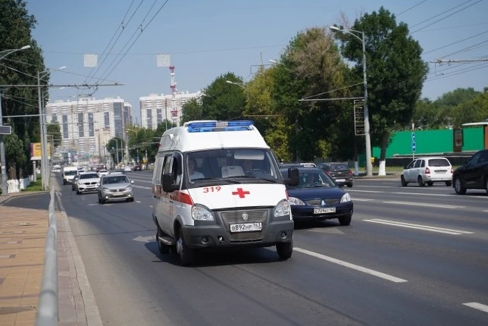 В результате ДТП пострадали три человека.