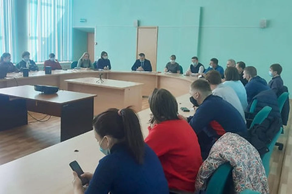 В Брянске застройщики предложили обманутым дольщикам, вложившим свои деньги в строительство жилого дома по проспекту Станке Димитрова, варианты приобретения жилья.