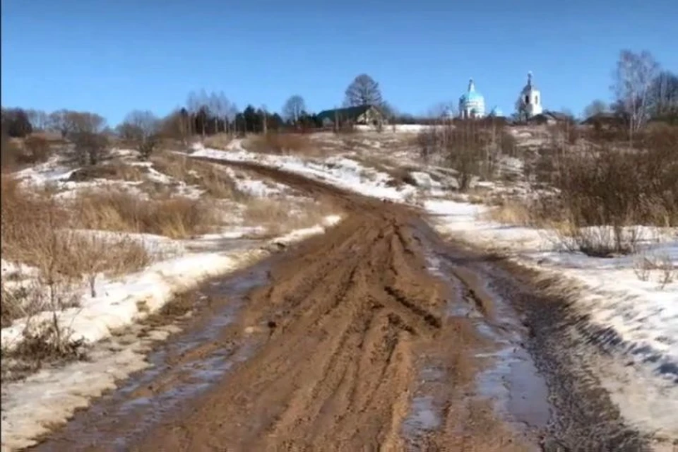 Так выглядит дорога в деревни Леонтьево и Ченцы. Фото: Анна Соловьева