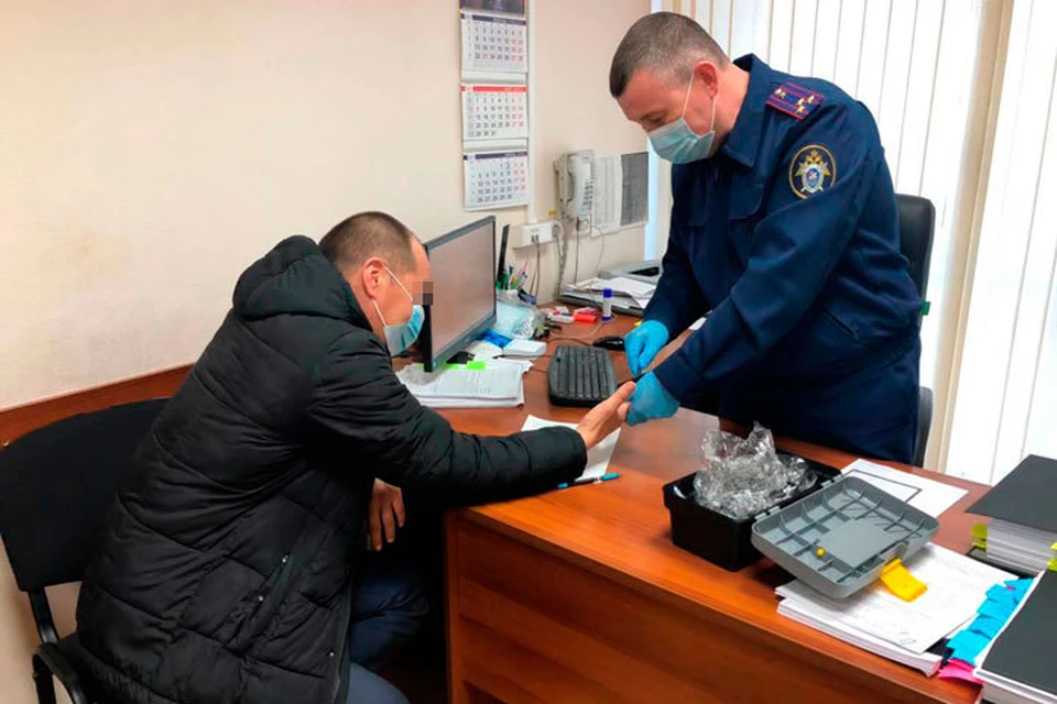 Полицейский находится под следствием.