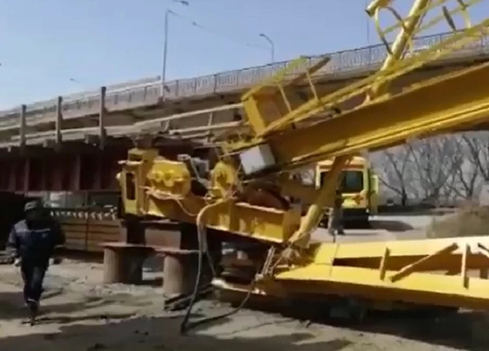 Погиб крановщик