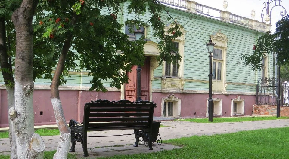 Для тюменцев организуют творческую зону «Космос в красках».