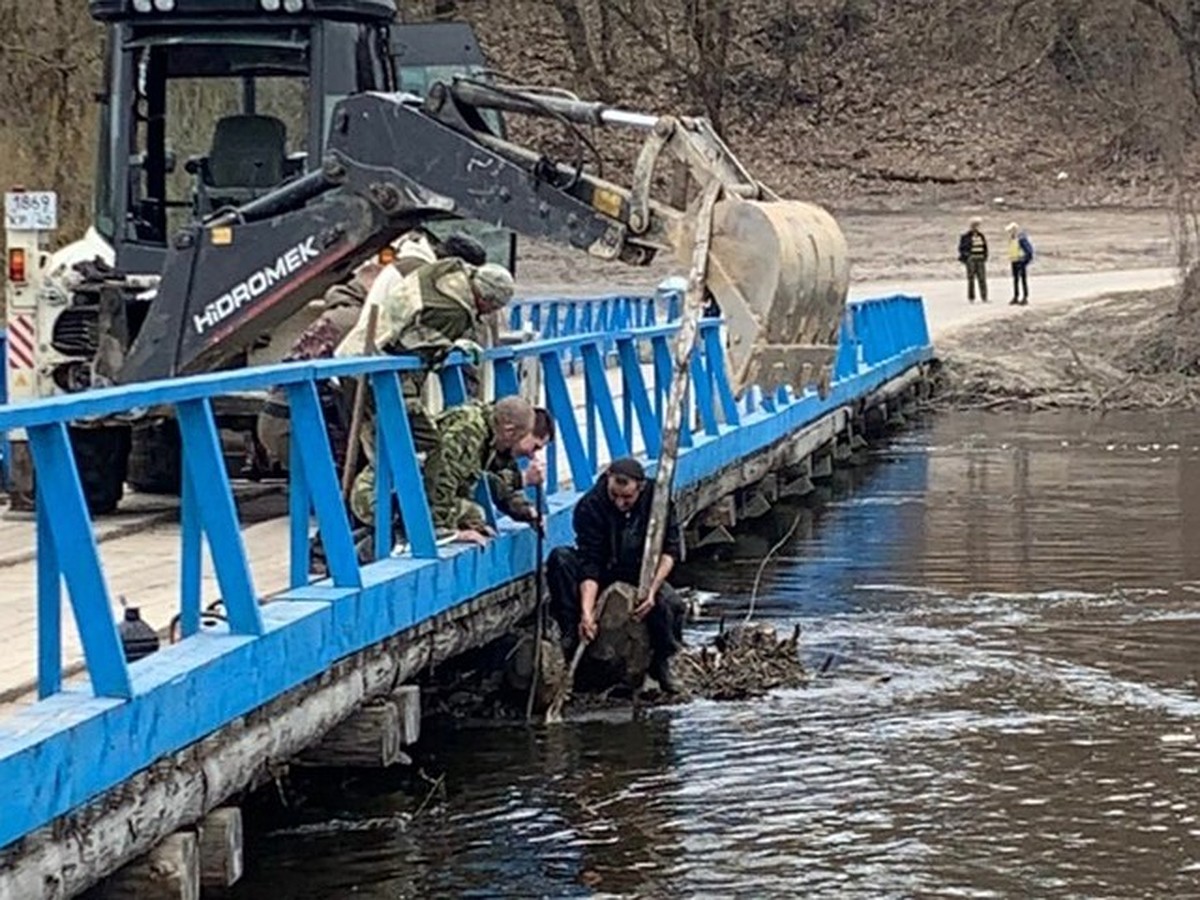 В Сельцо закрыли проезд по автомобильному мосту через Десну - KP.RU