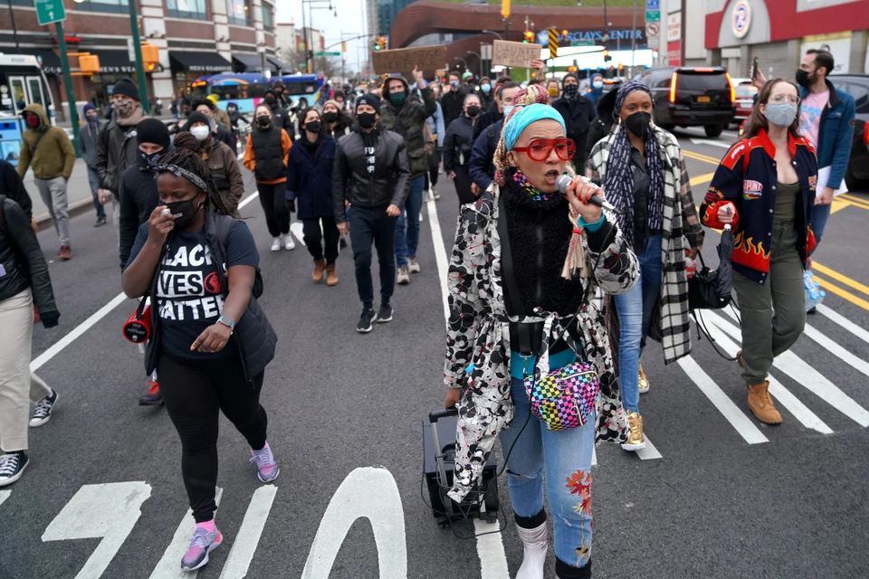 В Нью-Йорке начались протесты против полицейского насилия с лозунгами BLM
