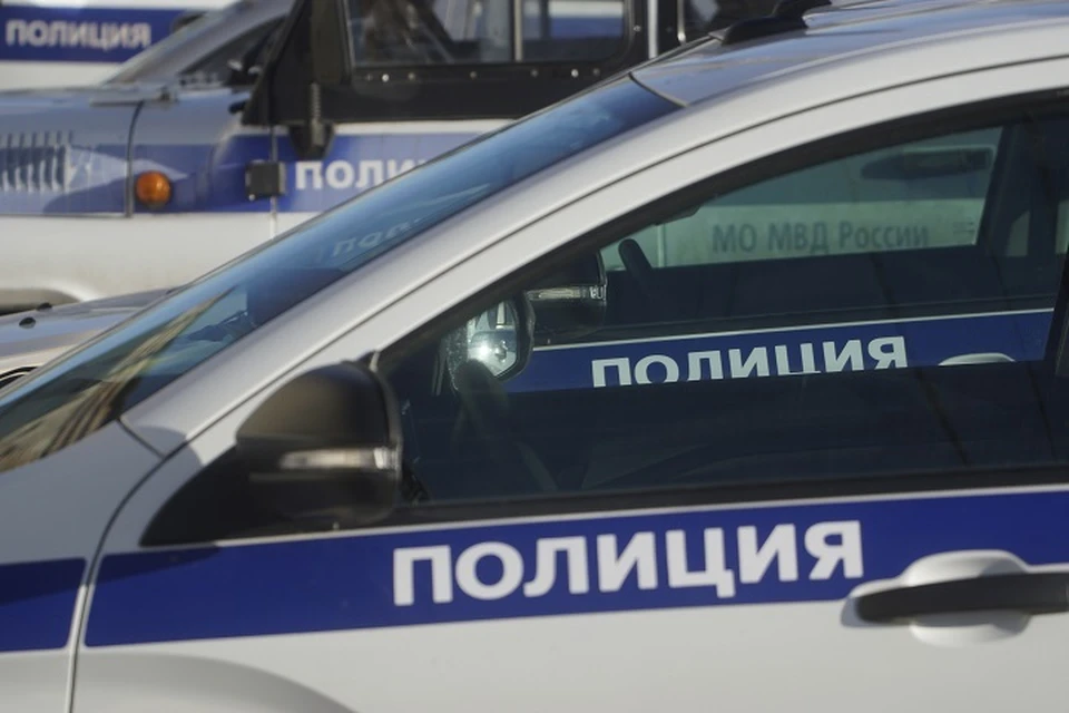 Силовики работали в офисе компании на Антона Валека,15