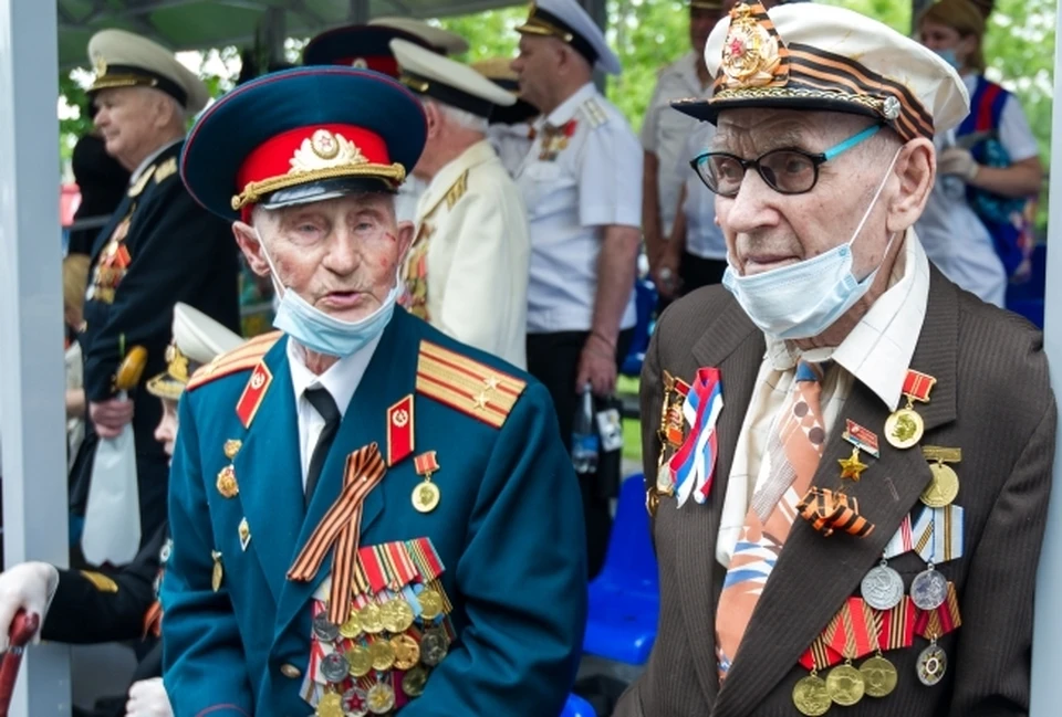 В Смоленске военный парад 9 мая пройдет без ветеранов.