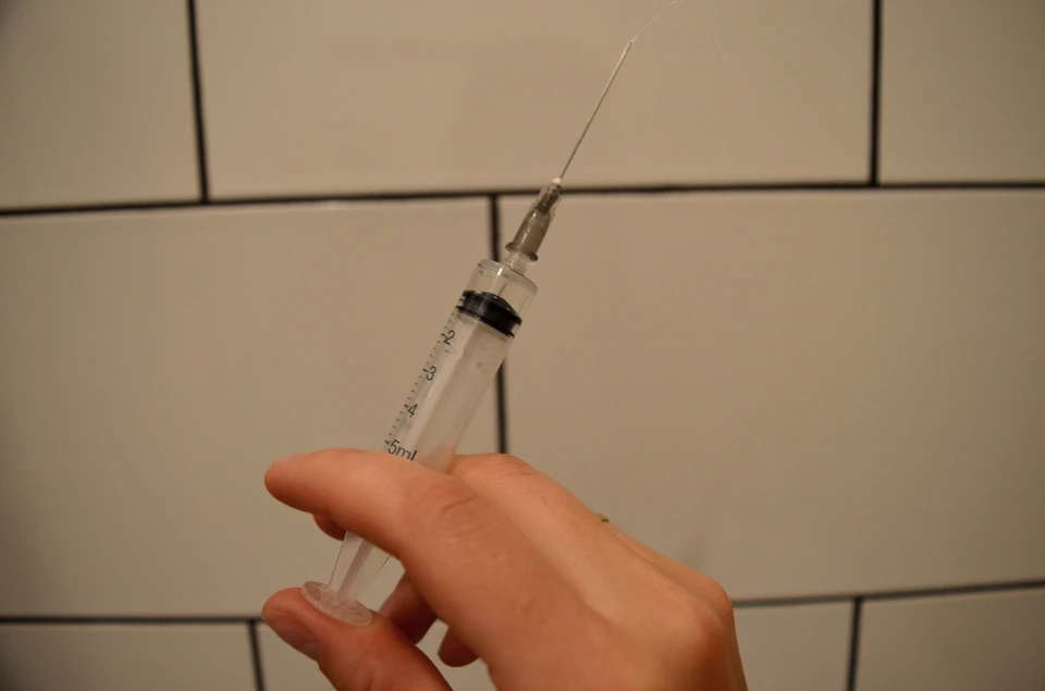 На майских праздниках в Орловской области продолжится вакцинация от COVID-19