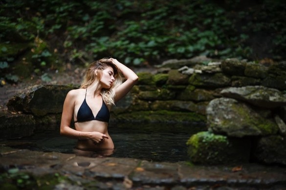 Природа в это время обновляется. Пришла пора и нам украсить свои социальные сети новыми фотографиями