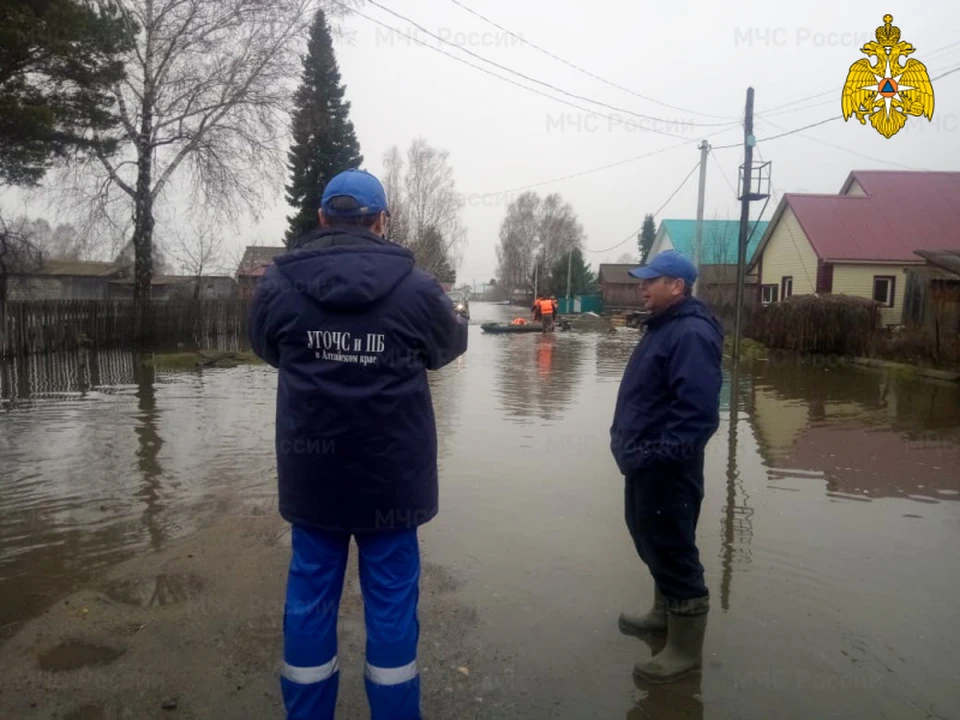 В трёх населенных пунктах Алтайского края наблюдаются подтопления