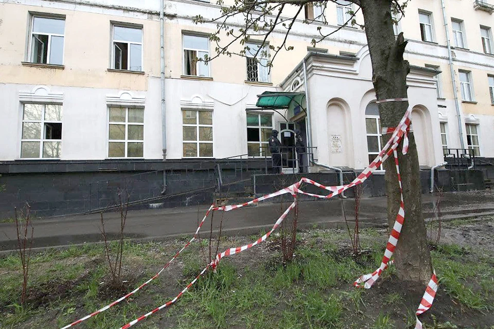 При пожаре в московском отеле «Вечный зов» погиб человек.
