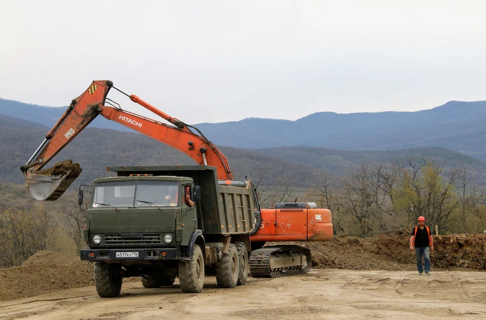 На строительство съездов с "Тавриды" уйдет несколько лет
