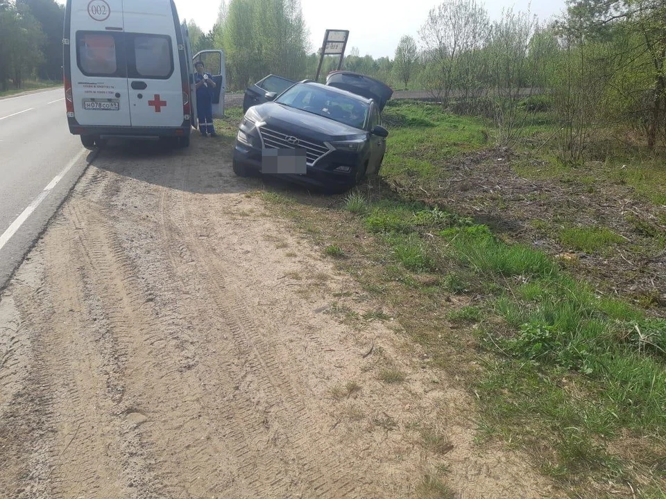 Виновник ДТП уехал в кювет Фото: УГИБДД России по Тверской области