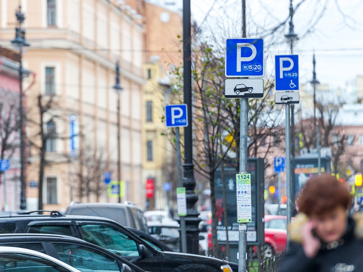 В Смольном рассказали, как в Петербурге с июля будут штрафовать за  неправильную парковку - KP.RU