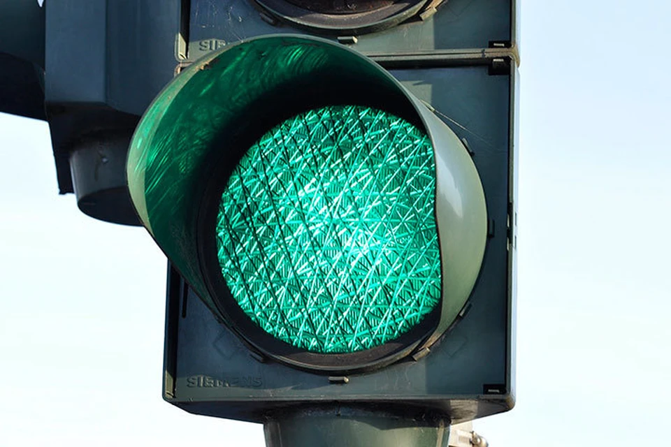 Изменили схему работы светофора у села Ягул. Фото: pixabay.com