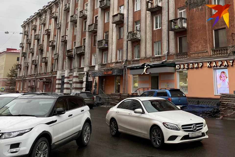 Один из важных факторов, за счет которого можно сократить число происшествий, это улучшение качества дорожного покрытия и содержания дорог, особенно зимой.