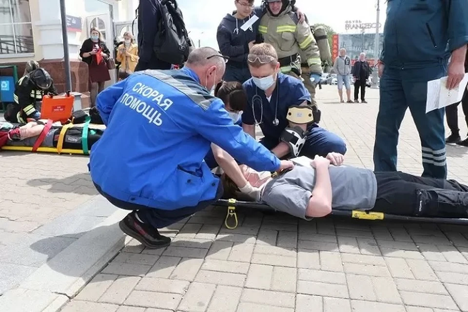 В Хабаровске 11-летний мальчик упал со второго этажа недостроенного дома