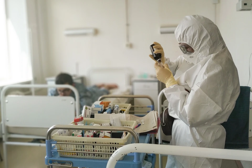 В Челябинской области еще шесть человек умерли от коронавируса за сутки.