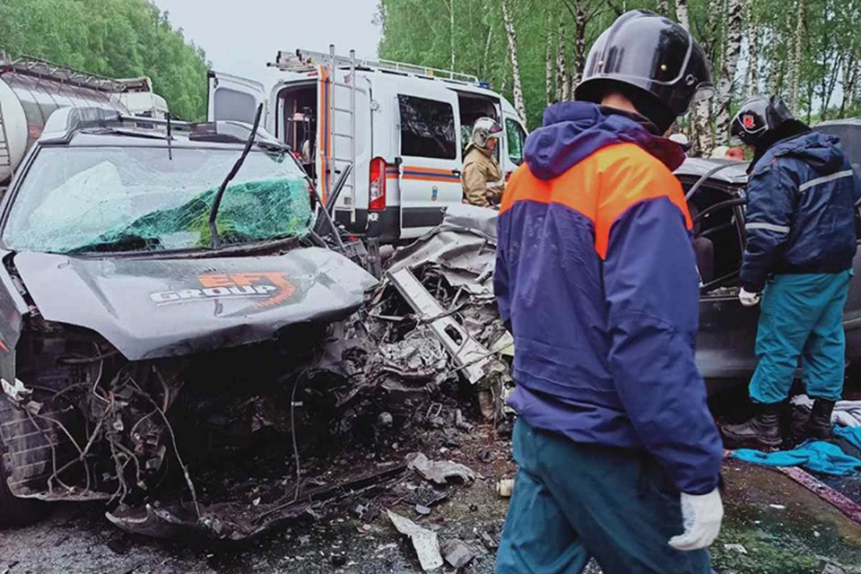 В ДТП на кировской трассе погибли четыре человека.