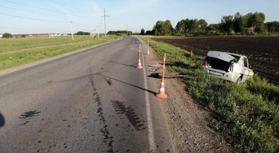 Под Ялуторовском погиб непристегнутый водитель, улетевший в кювет на авто.