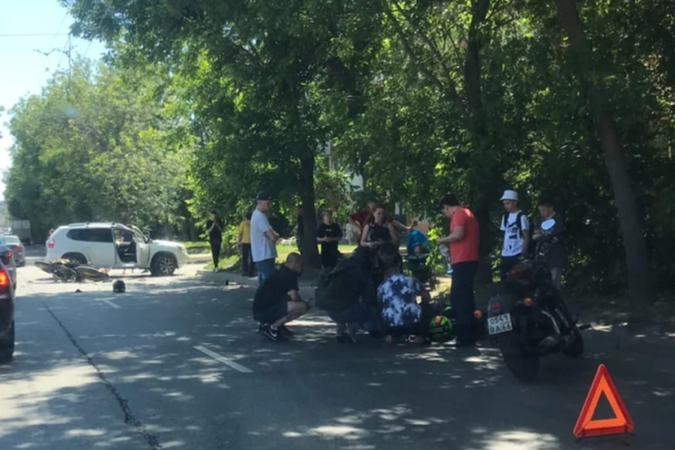 Авария произошла во втором часу дня.