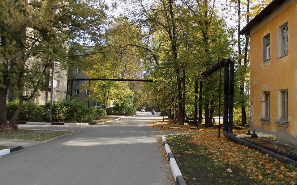 В поселке Строитель со старым жилым фондом к коммунальным авариям привыкли