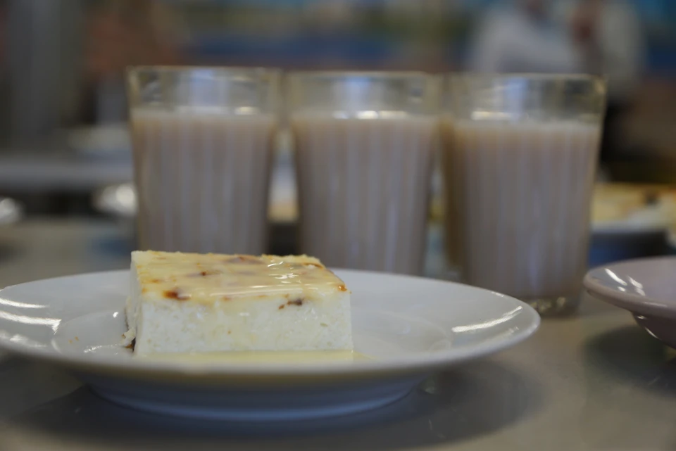 Молочная продукция, которой обеспечивает школы Рязани муниципальное предприятие «Детское питание», оказалась фальсификатом.