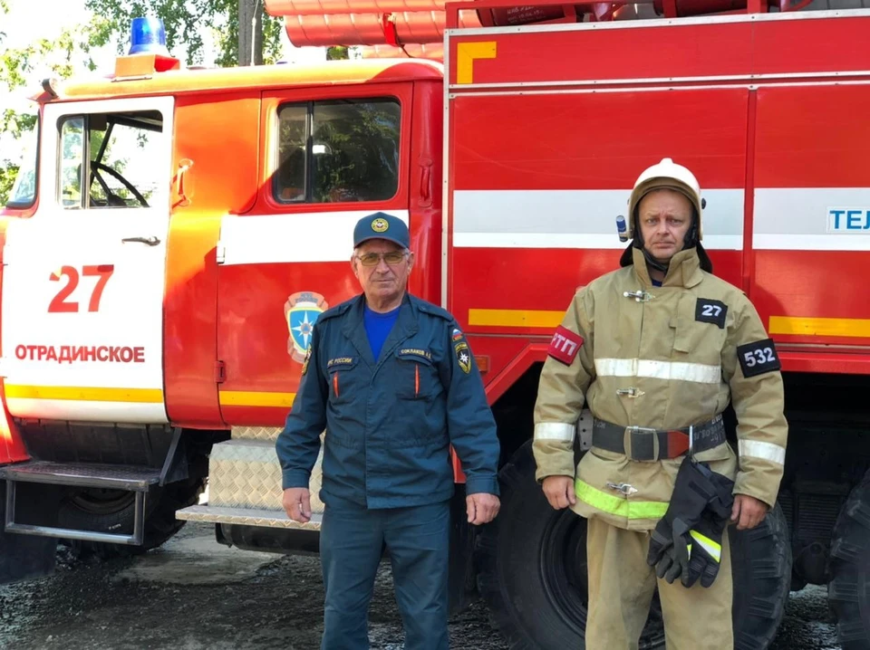Орловские пожарные спасли 22-летнего мужчину, которого затянуло под шлюз в реке. Фото: ГУ МЧС России по Орловской области