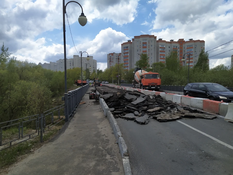 Мост к ДТЮ получил название Пушкарский.