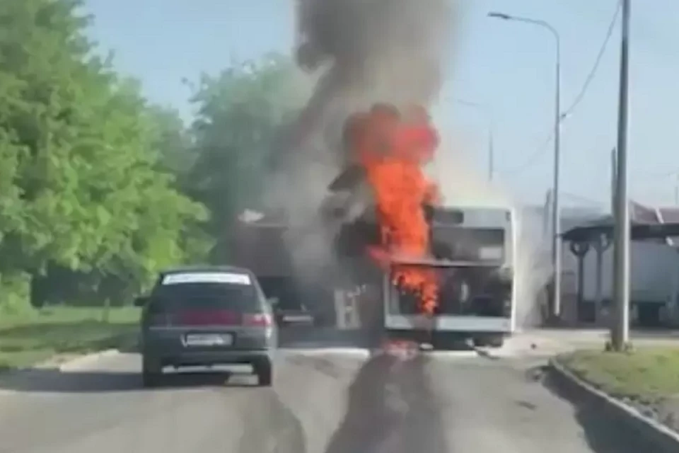 В Ростове за три месяца сгорели три автобуса. К счастью, никто не пострадал Фото: соцсети