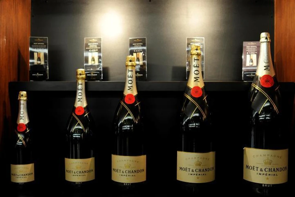 Moet Hennessy объявила о приостановке поставок шампанского в Россию
