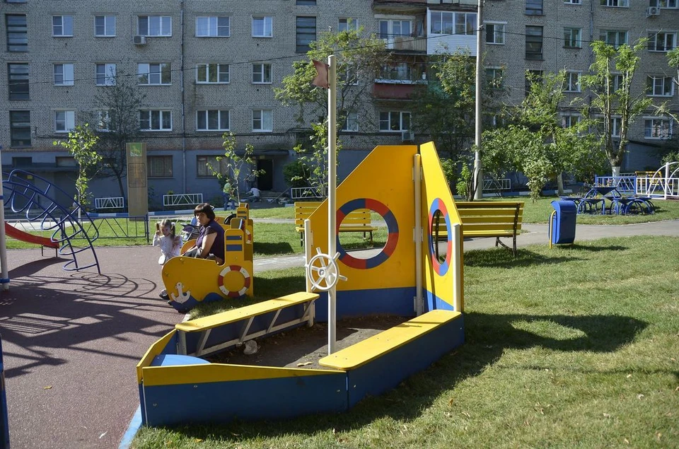 Без малого три десятка детских площадок администрация Советского округа Тулы должна будет привести в порядок