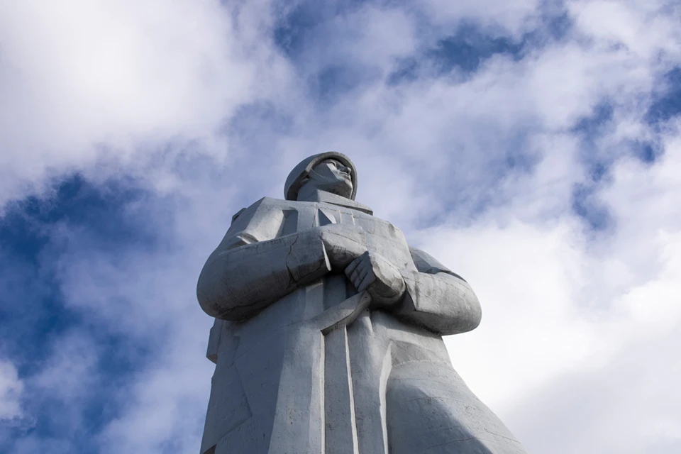 Мемориал Защитникам Советского Заполярья в годы Великой Отечественной войны или попросту "Алеша".
