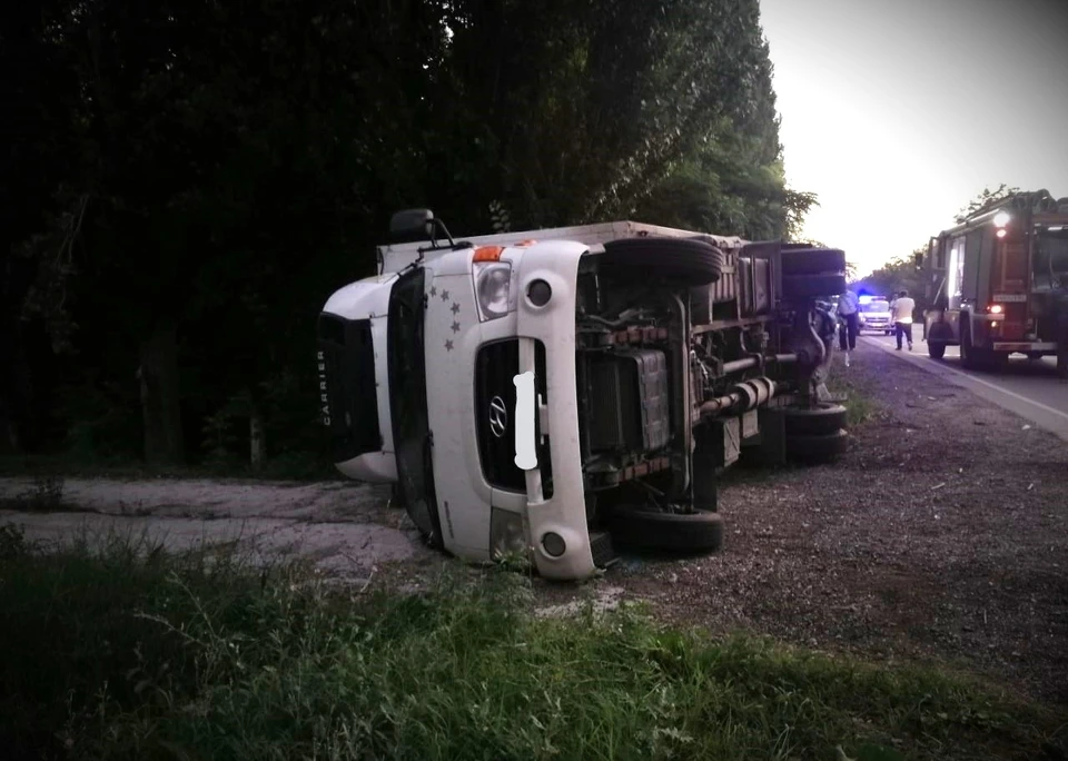 человек в машине. водитель авто крыму. водитель авто крыму. гибдд крыма машины. водитель авто крыму.